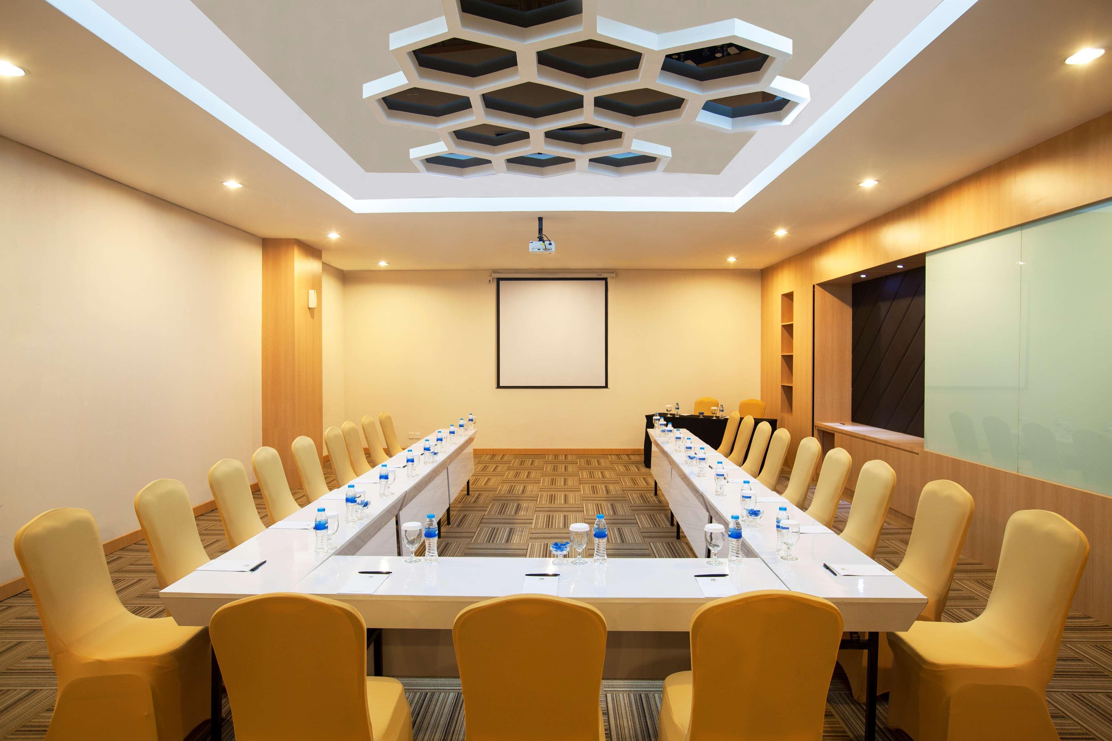 Best Western Premier The Hive Jakarta Extérieur photo