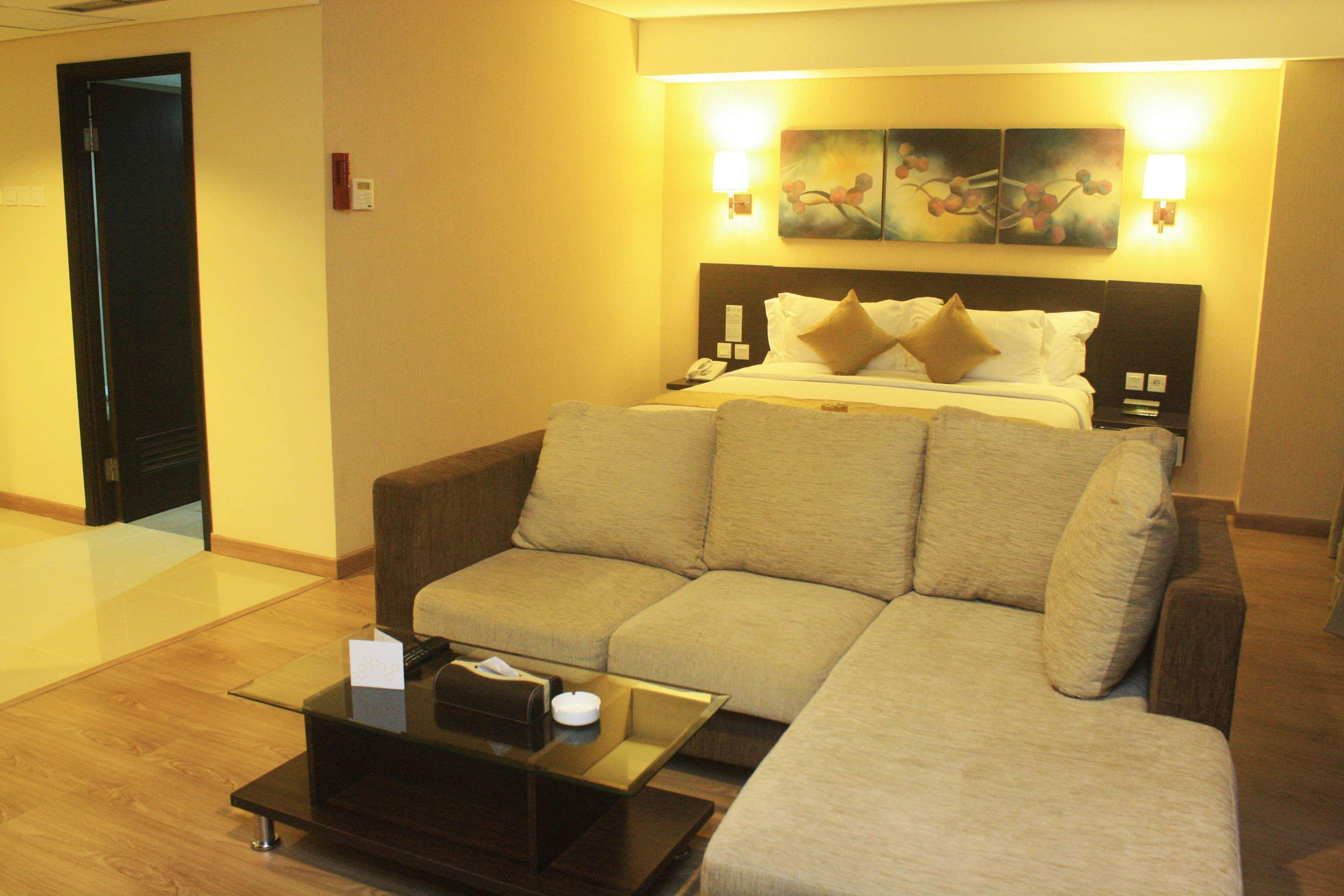 Best Western Premier The Hive Jakarta Extérieur photo