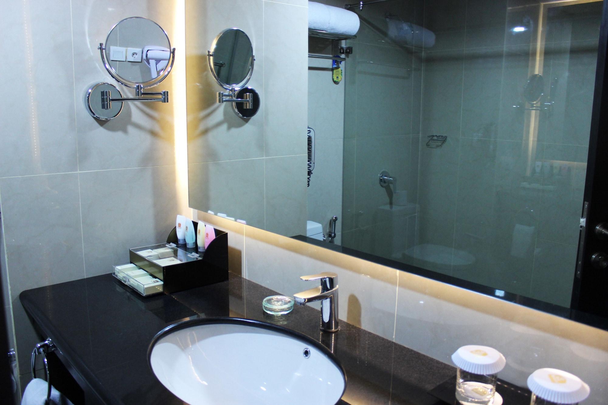 Best Western Premier The Hive Jakarta Extérieur photo